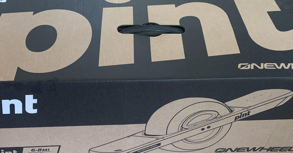 What comes in the box of the Onewheel Pint