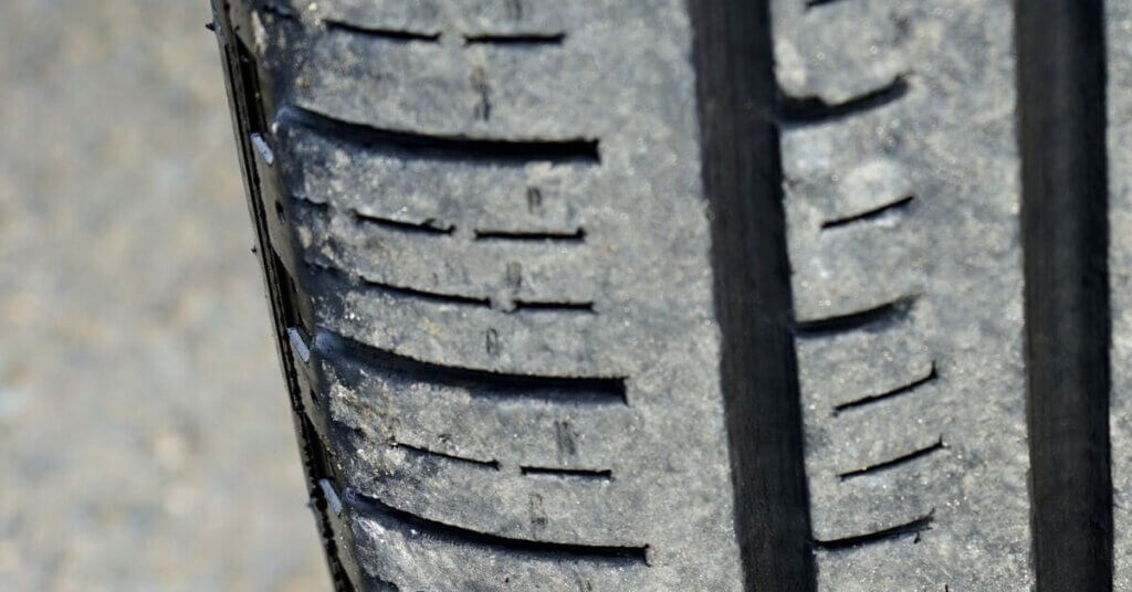 Tire dirty